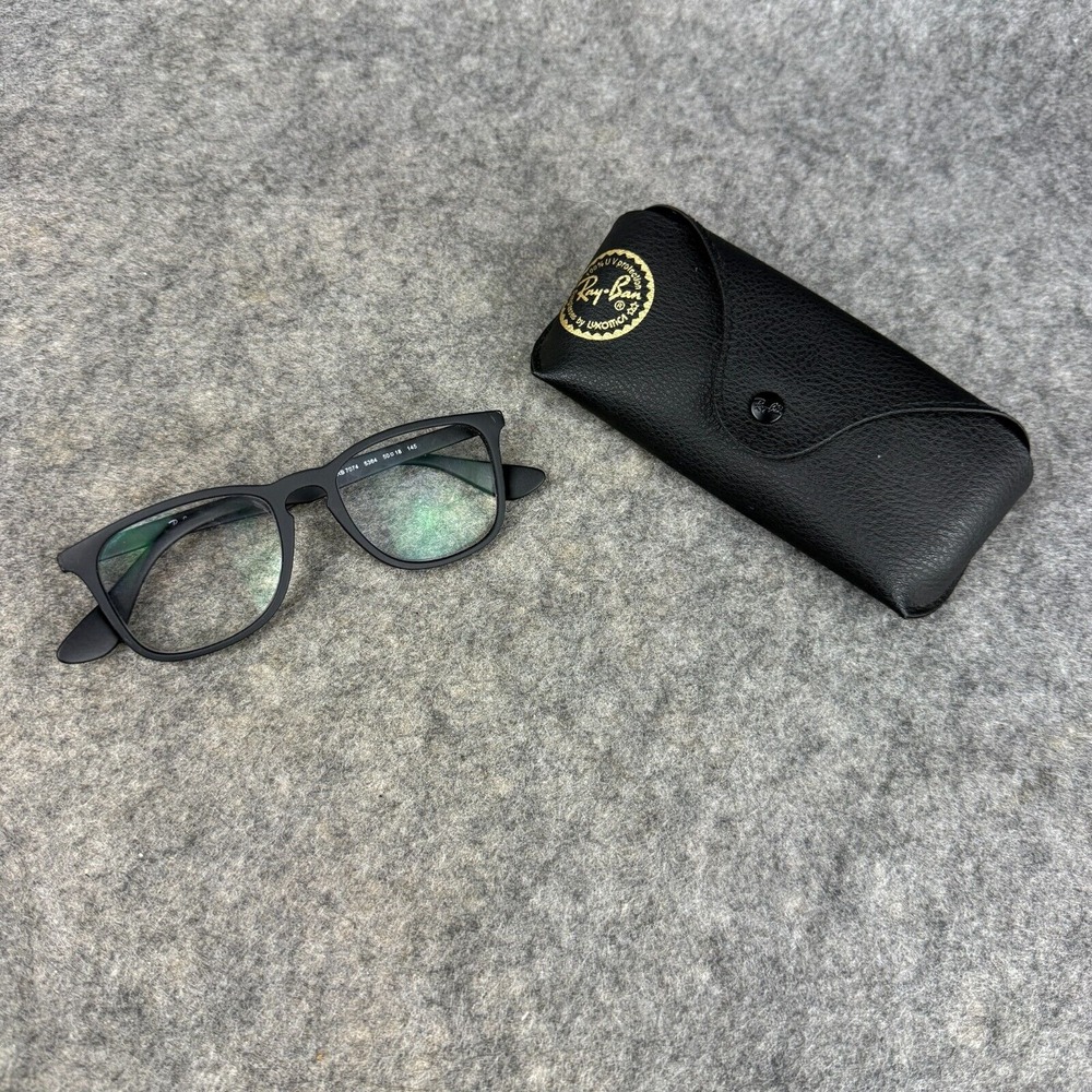 Ray-Ban Classic Black Sunglasses with Case